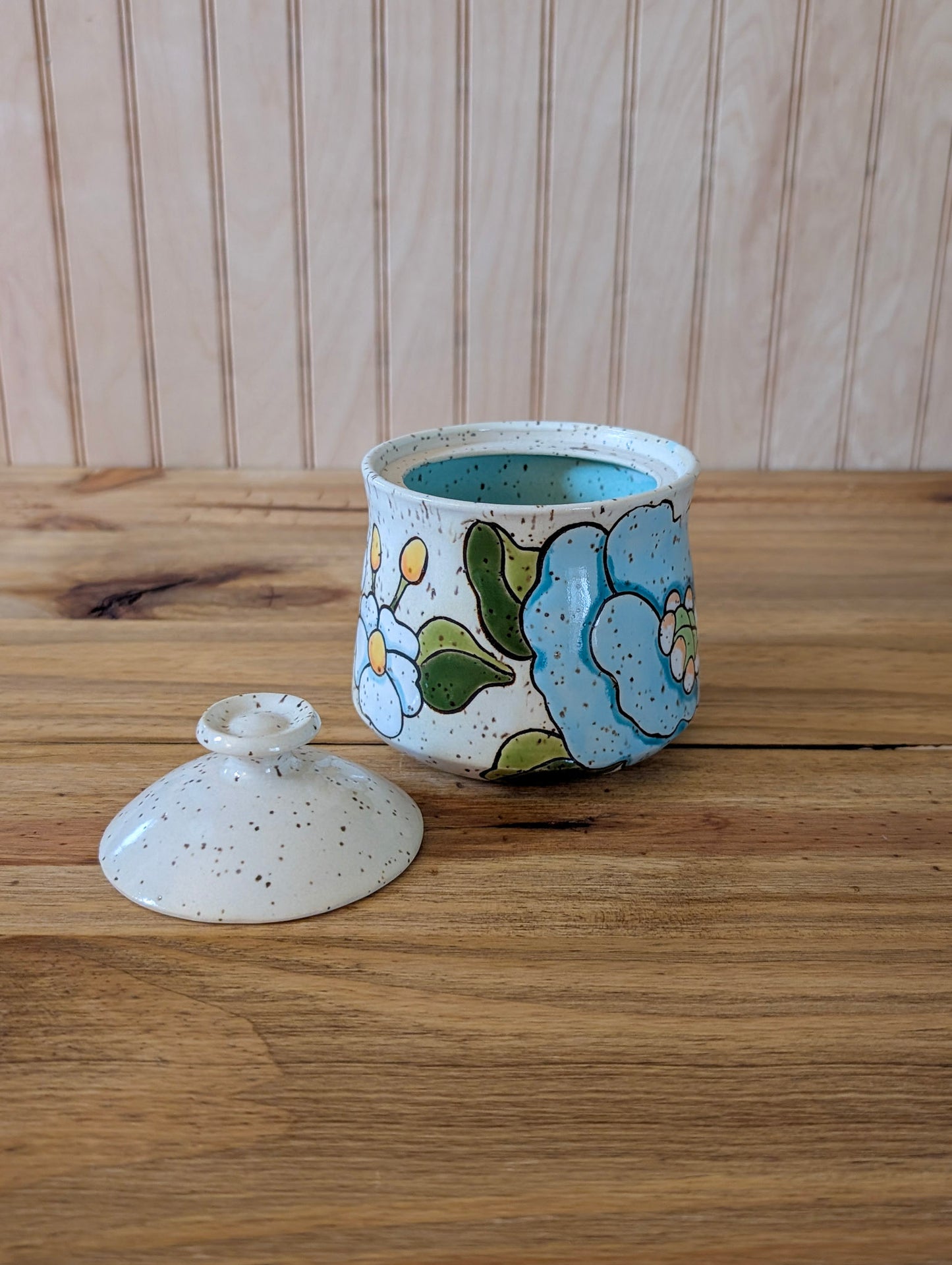 small canister floral