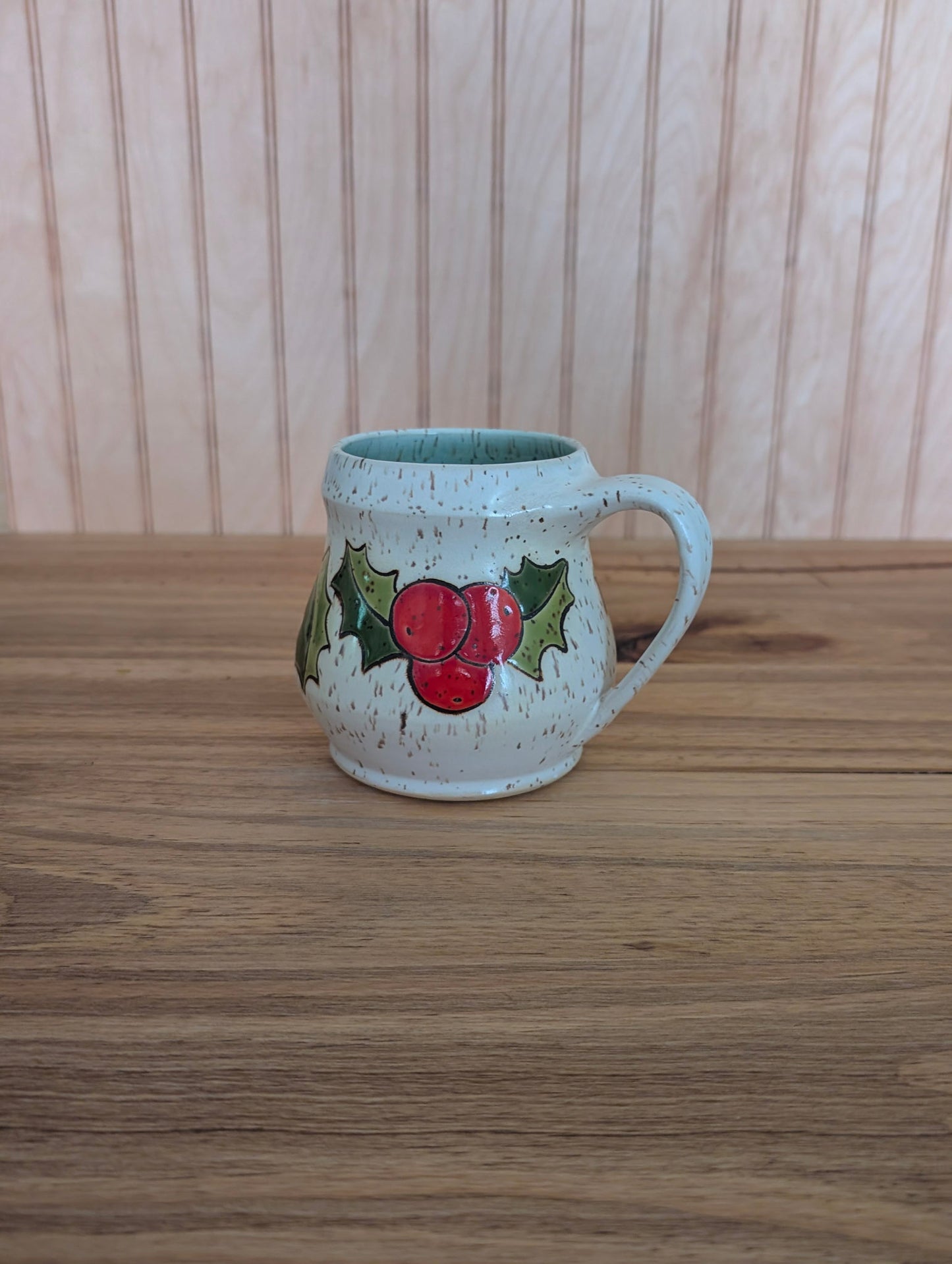 holly mug ribbed 2