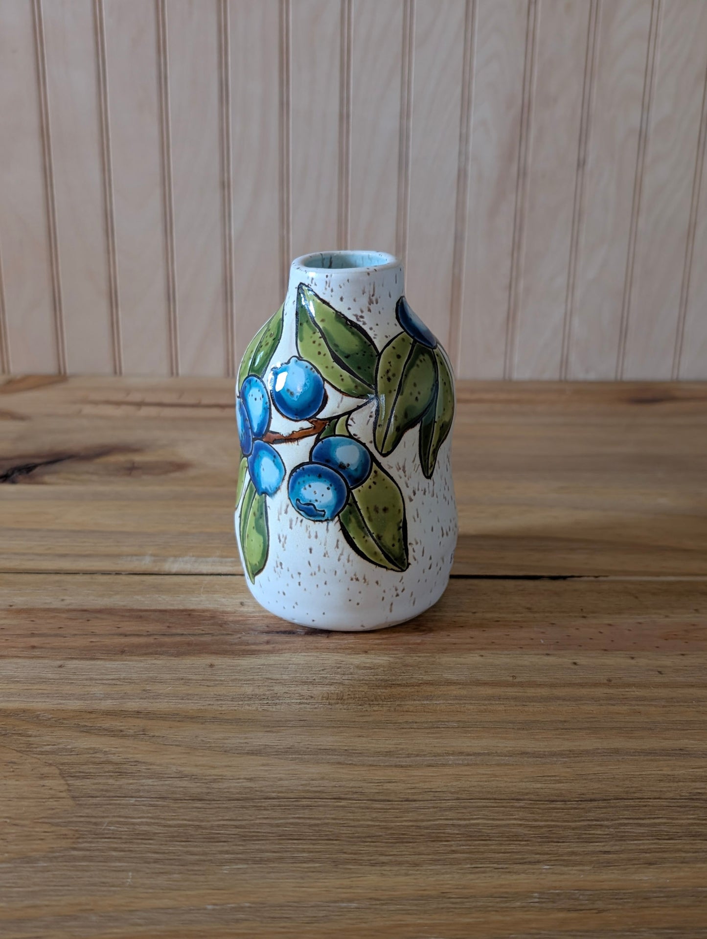 blueberry bottleneck dispenser