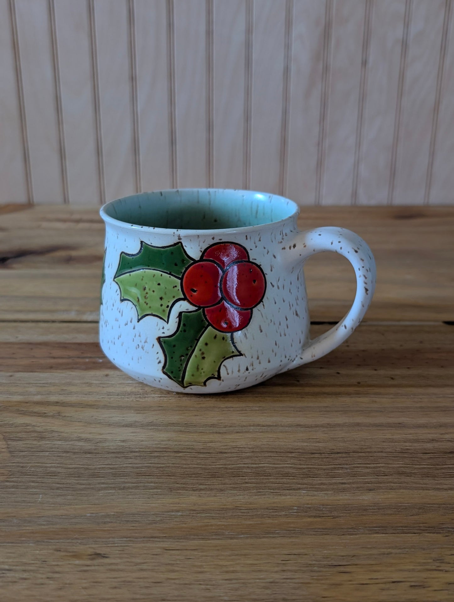holly mug 3