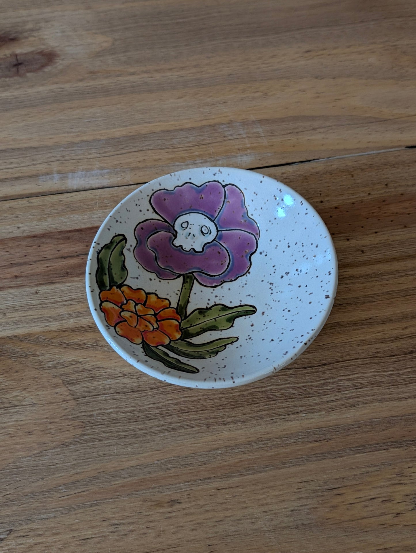 small trinket dish- skull and flowers